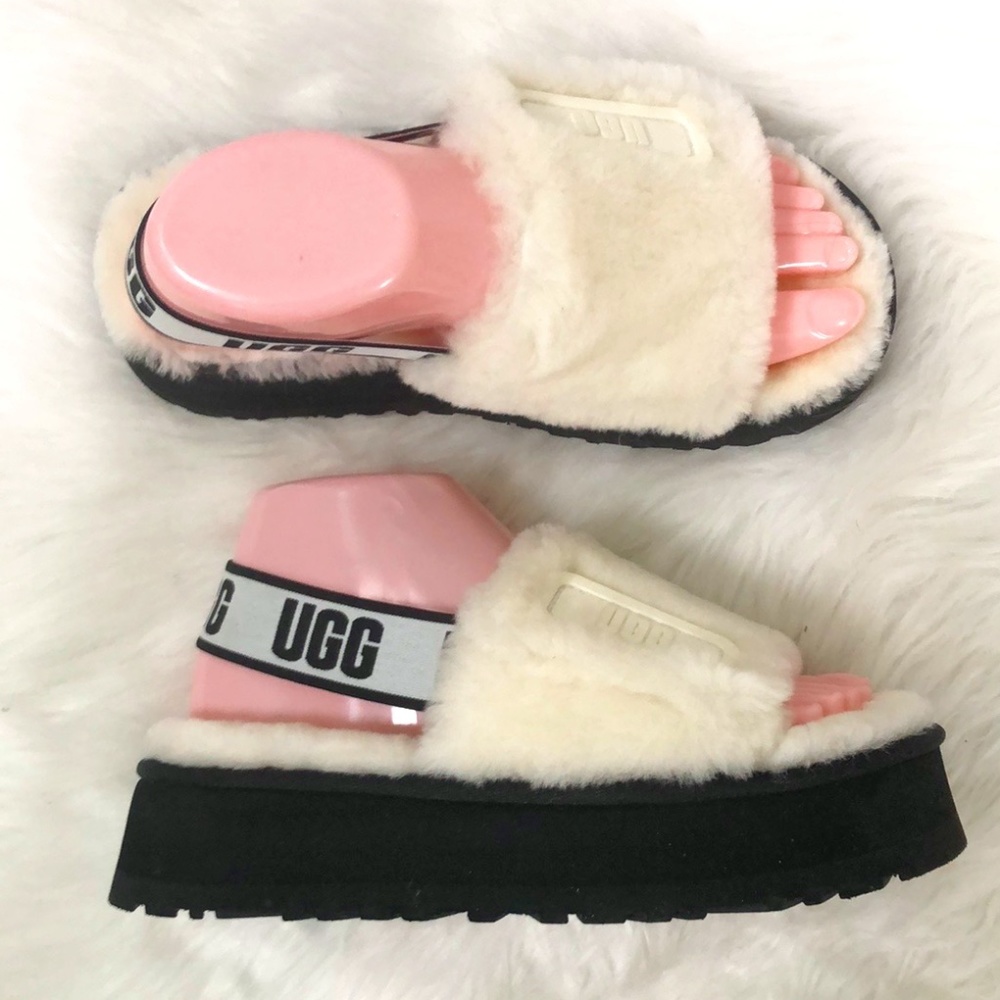 Ugg Fuzzy Disco Slide w/ Back Strap White/Black, Women's Sz 7